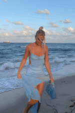 Robe de soirée moulante élégante et séduisante pour femme mise en valeur-0