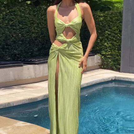 Robe d'été légère et décontractée parfaite pour les événements ensoleillés et les journées piscine-0