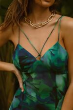 Robe Femme Élégante Bicolore Verte et Noire Coupe Moderne Tendance-000