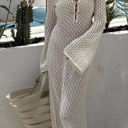 Robe légère d'été blanche femme en tricot confortable et tendance