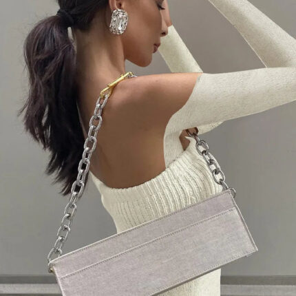 Robe longue bohème en macramé blanc idéal pour l'été et les festivals-0